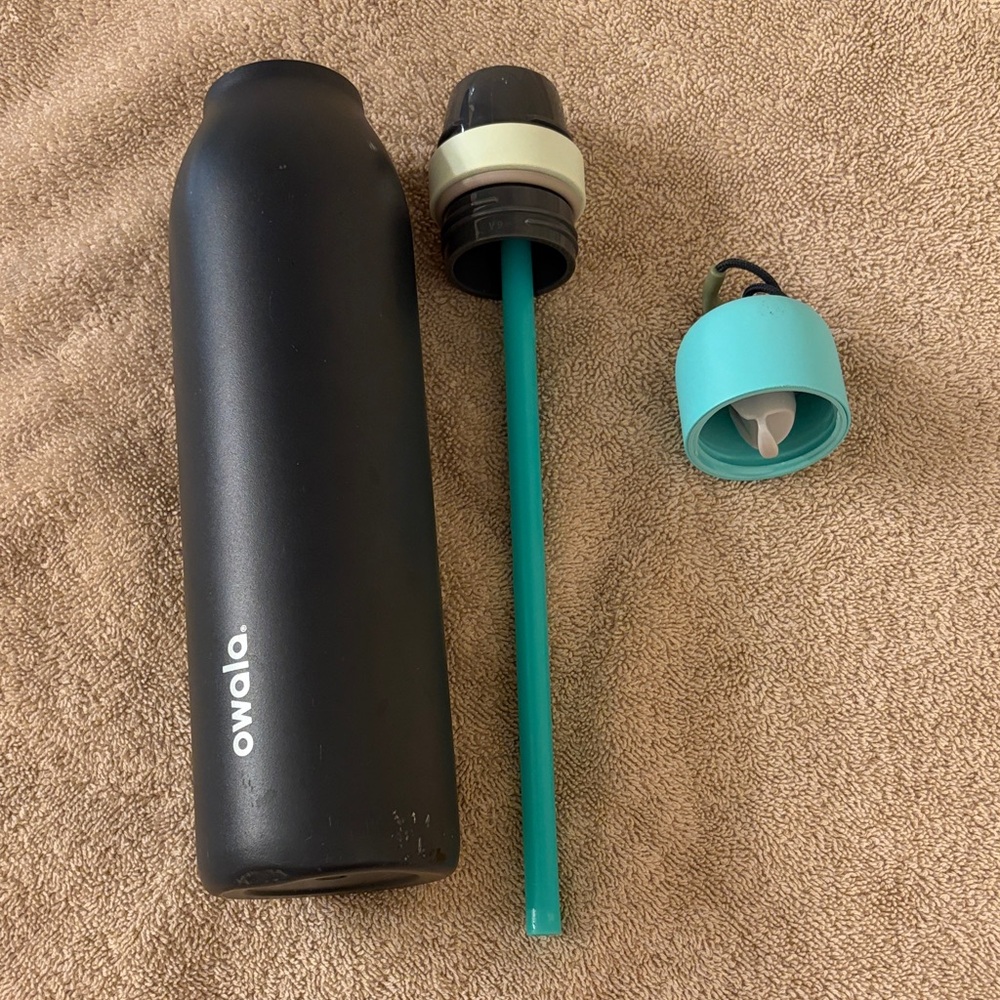 Owala Stainless Steel Water Bottle - Dark Grey or Black with Mint Lid - Picture 5 of 10